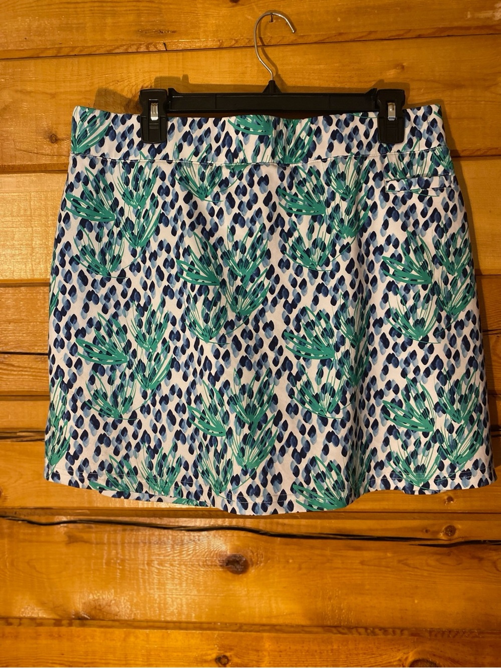 Pebble Beach White Mini Skirt with Green and Navy Leaf Print